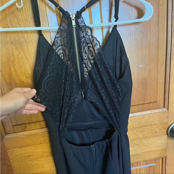 black Jumpsuit size medium lace back - Picture 6 of 12